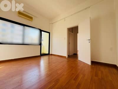 RAO26-4871 Office 170m2 for rent in Badaro, $ 1,500 cash