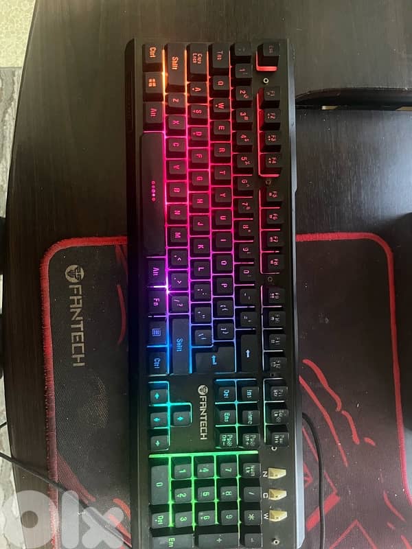 Desktop Fujitsu 1