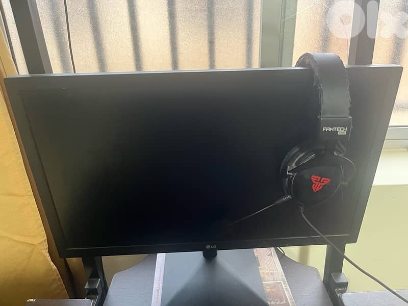 Desktop Fujitsu 3