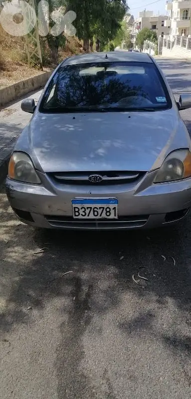 كيا ريو 2003