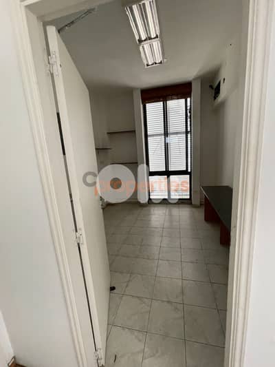 Prime Spacious Office For Rent In Dekwaneh – CPRC55