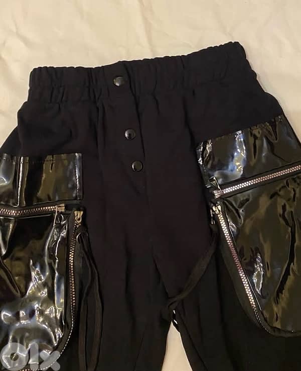 black sweat pants 2