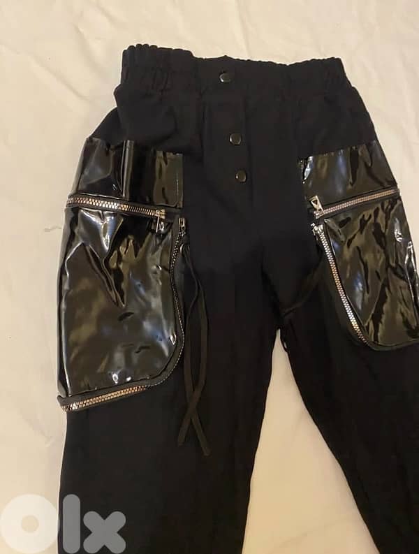 black sweat pants 3