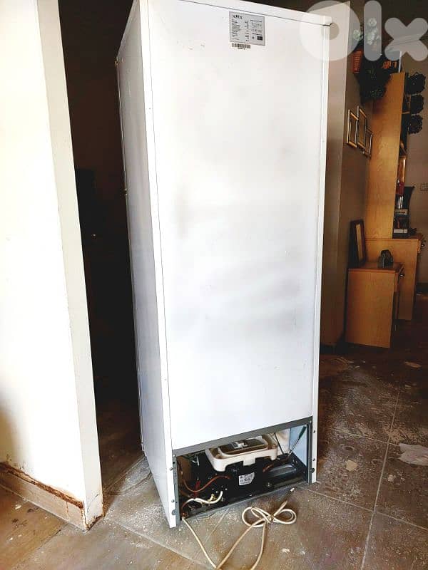 براد شبه جديد Mere Like New Refrigerator 4