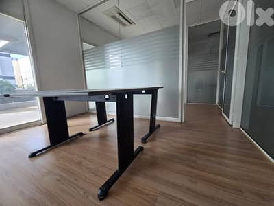 RAO26-4881 Office 320 sqm for Rent in Beirut