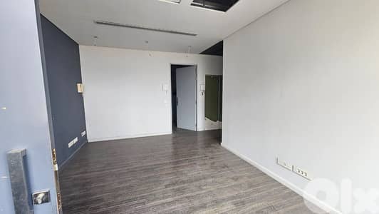 AH-HKL-533 Office 315 sqm space for Rent in the heart of Downtown
