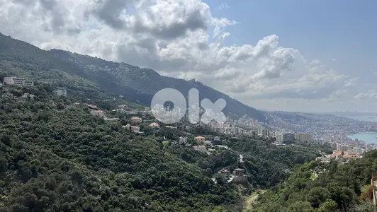 RWK193BA - Apartment For Sale In Kfarhbab in a Very Calm Area