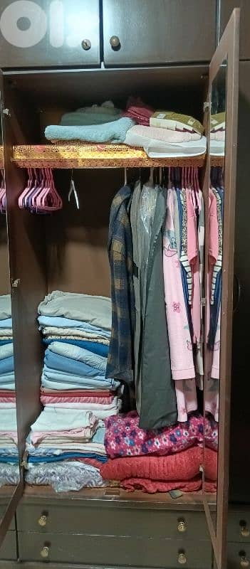 closet bed room 5