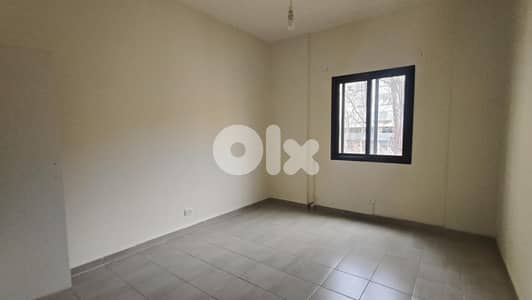 RWK143MF - Used apartment for rent in Ballouneh with view