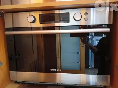 Samsung oven condition new never used