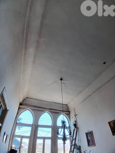 L20770- Traditional Old Lebanese House With Land For Sale in Khenchara