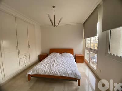 L20335 - Renovated 2-Bedroom Apartment For Sale in Gefinor, Ras Beirut