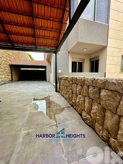 Apartment for Sale in Jouret Al Ballout - شقة للبيع في جورة البلوط