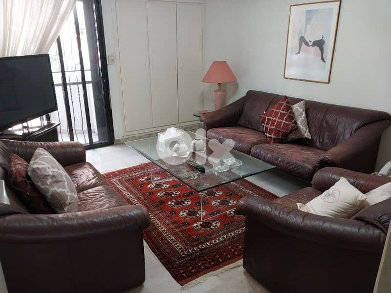 living room 0