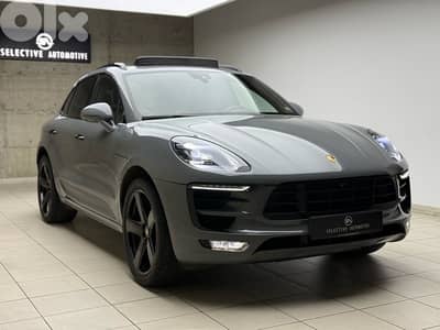 Porsche Macan GTS Warranty Approved Exclusive Package Porsche Macan GTS Warranty Approved Exclusive Package