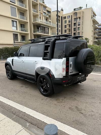 Land Rover Defender 2020