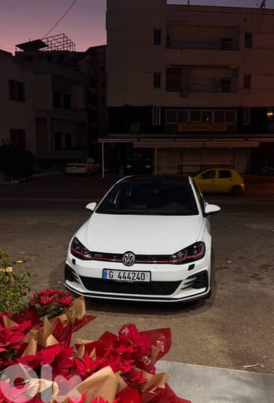Volkswagen GTI 7.5 2019