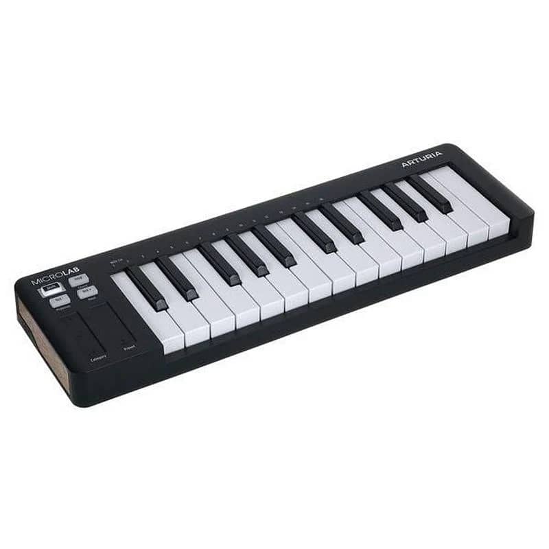Arturia MicroLAB 3 Black 2