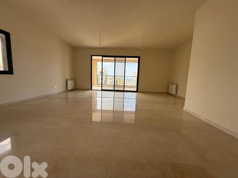 Jal el Dib 190 sqm Prime Location/ Flat Wide Street 0