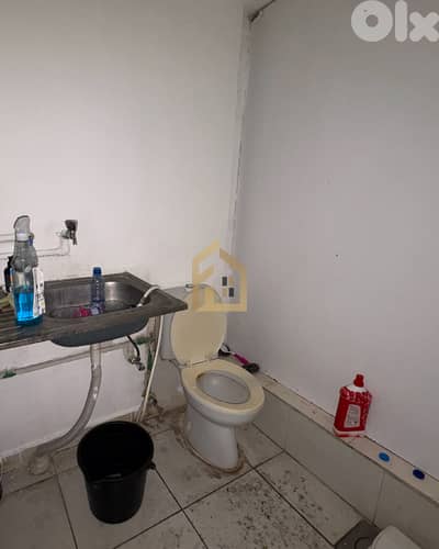 Shop for rent in Barbour HN318 محل تجاري للإيجار  في باربور