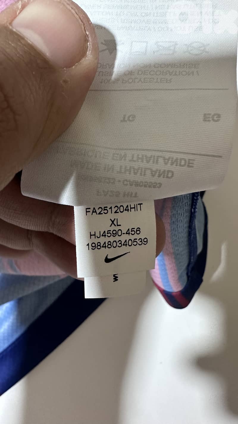 Original FC Barcelona 2025/26 Jersey (Lamine Yamal) – New with Tag 7