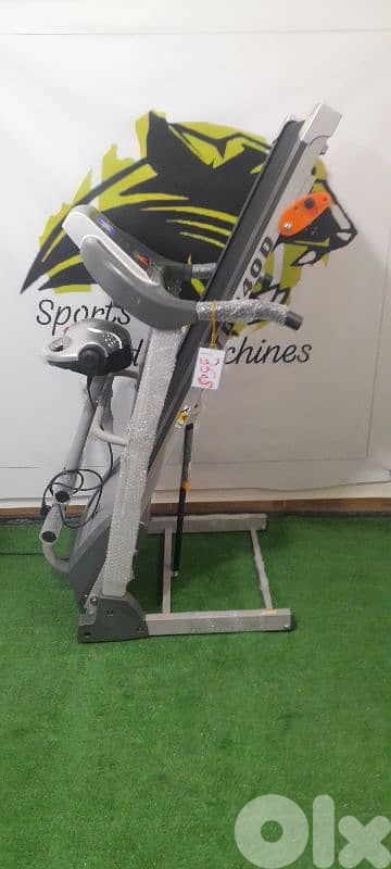 treadmill sports machines 2hp motor power  like new 1