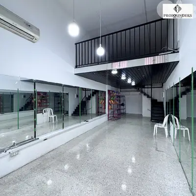 Shop for rent in Sin El Fil محل للايجار في سن الفيل