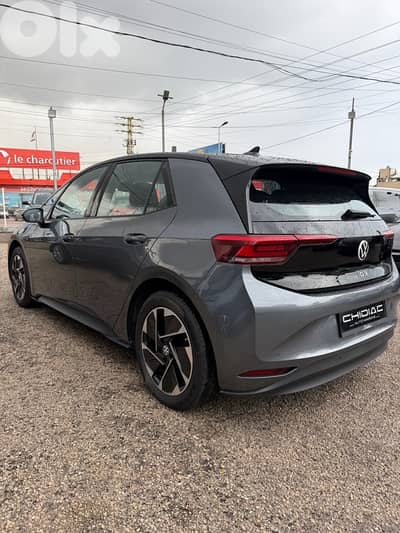 Volkswagen ID3 2025( 3 years warranty)