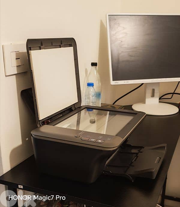 HP deskjet 1050 ( print - scan - copy ) 0