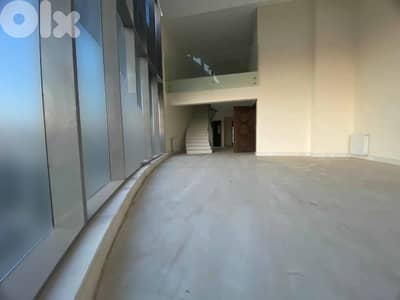 SPACIOUS DUPLEX IN ACHRAFIEH (320SQ) 3 BEDROOMS , (ACRRM-1056)