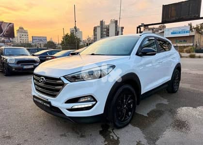 Hyundai Tucson 2.0L AWD 1 owner!!