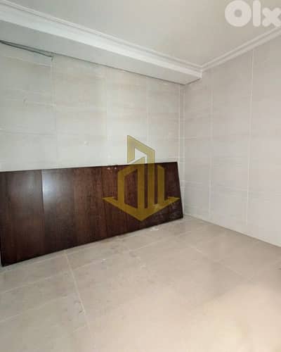 Apartment for Sale in Ramleh El Bayda شقة للبيع في الرملة البيضاء