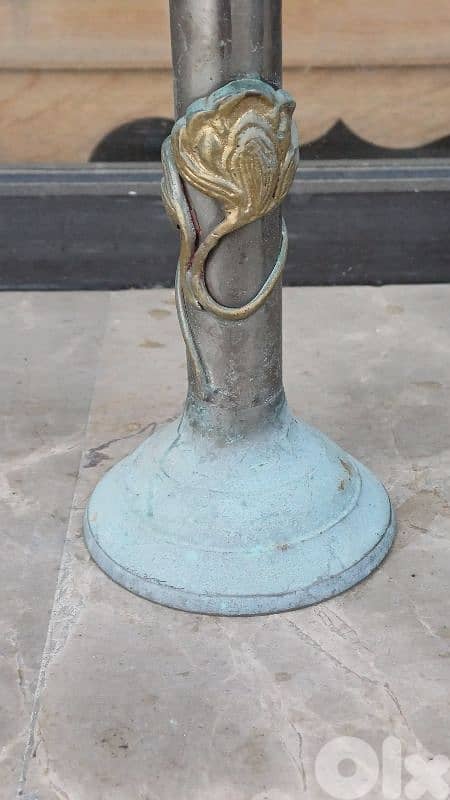 antique 6