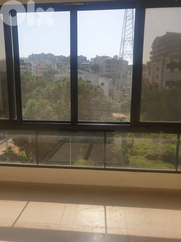 For sale Appartment in Awkar 0