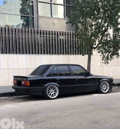 BMW E30 325i 2.7 | LSD | HKS | Recaro | BBS | Clean