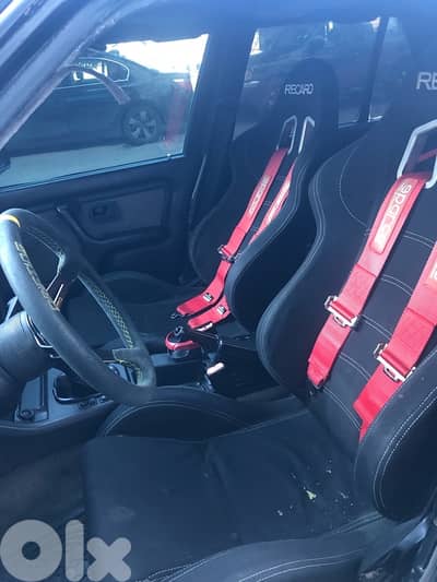 BMW E30 325i 2.7 | LSD | HKS | Recaro | BBS | Clean