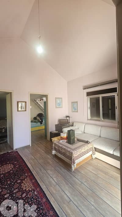 GMK240SS  Triplex House For Sale In Maarab     تريبلكس  للبيع في معراب