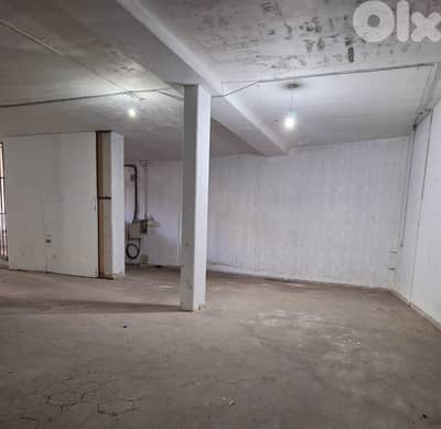 Warehouse for Rent in Dekwaneh