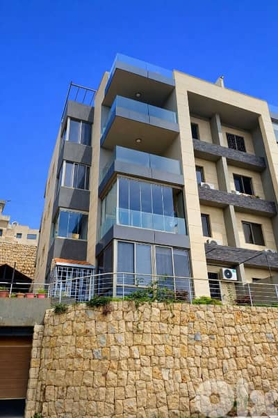 apartment For sale in jouret al ballout شقة للبيع في جورة البلوط