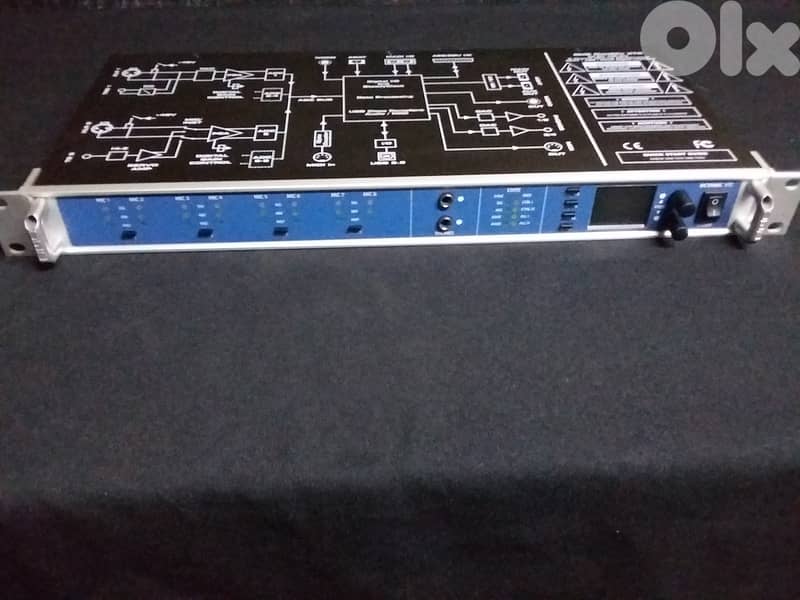 RME OctaMic XTC MIC PRE-AMP/Recording Interface. 6