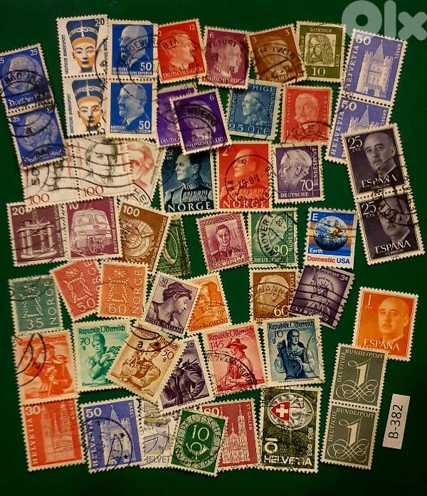 World old 50 stamps since 1940's Lot# B-382 0