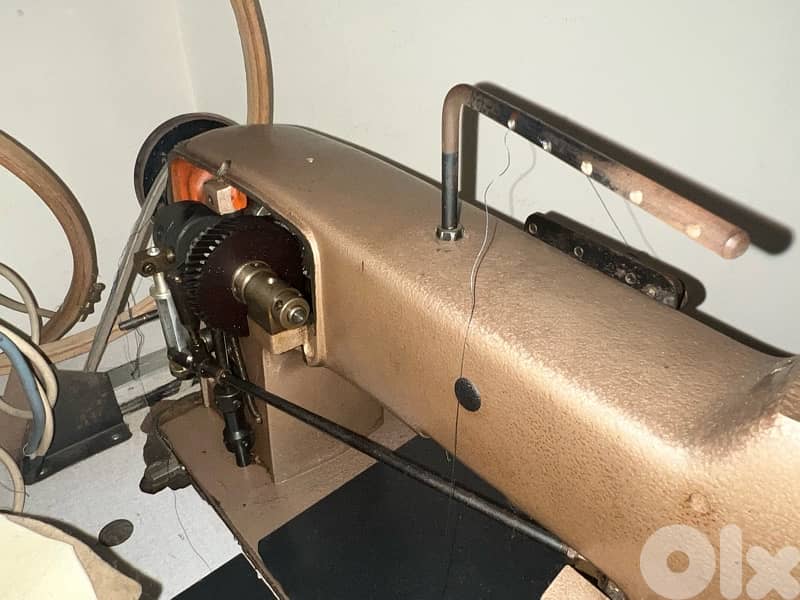 Embroidery machine / مكنة تطريز 0