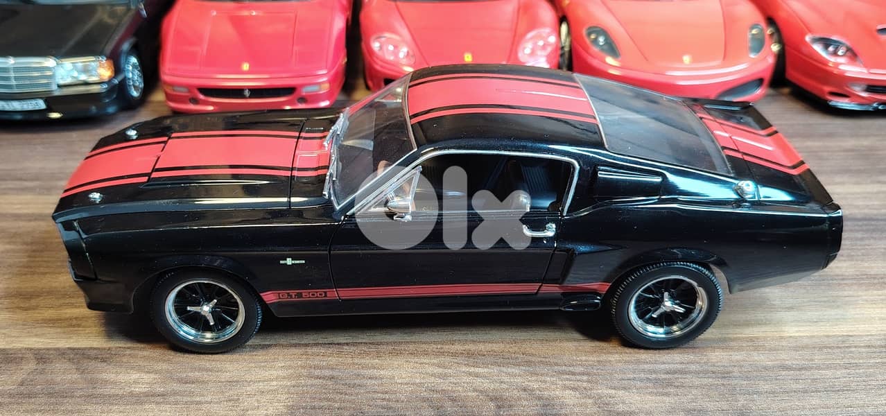 Diecast 1:18 Ford Mustang By shelby collectibles 3