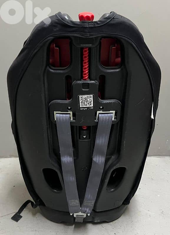 Car seat chicco used 35 $ beyrout ashrafiye 6