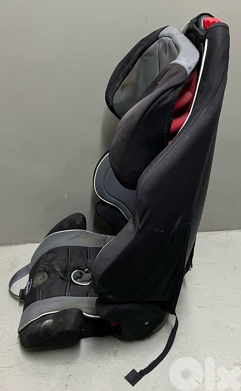 Car seat chicco used 35 $ beyrout ashrafiye 03723895 3