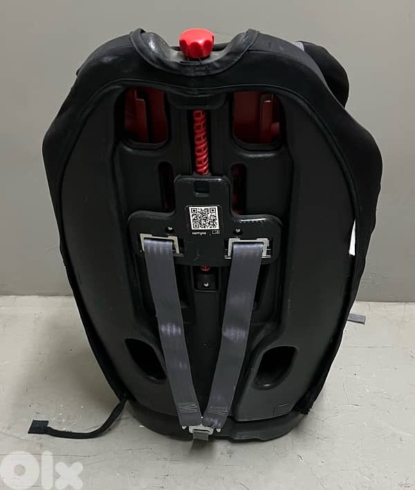 Car seat chicco used 35 $ beyrout ashrafiye 03723895 8
