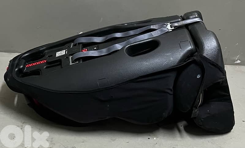 Car seat chicco used 35 $ beyrout ashrafiye 03723895 10