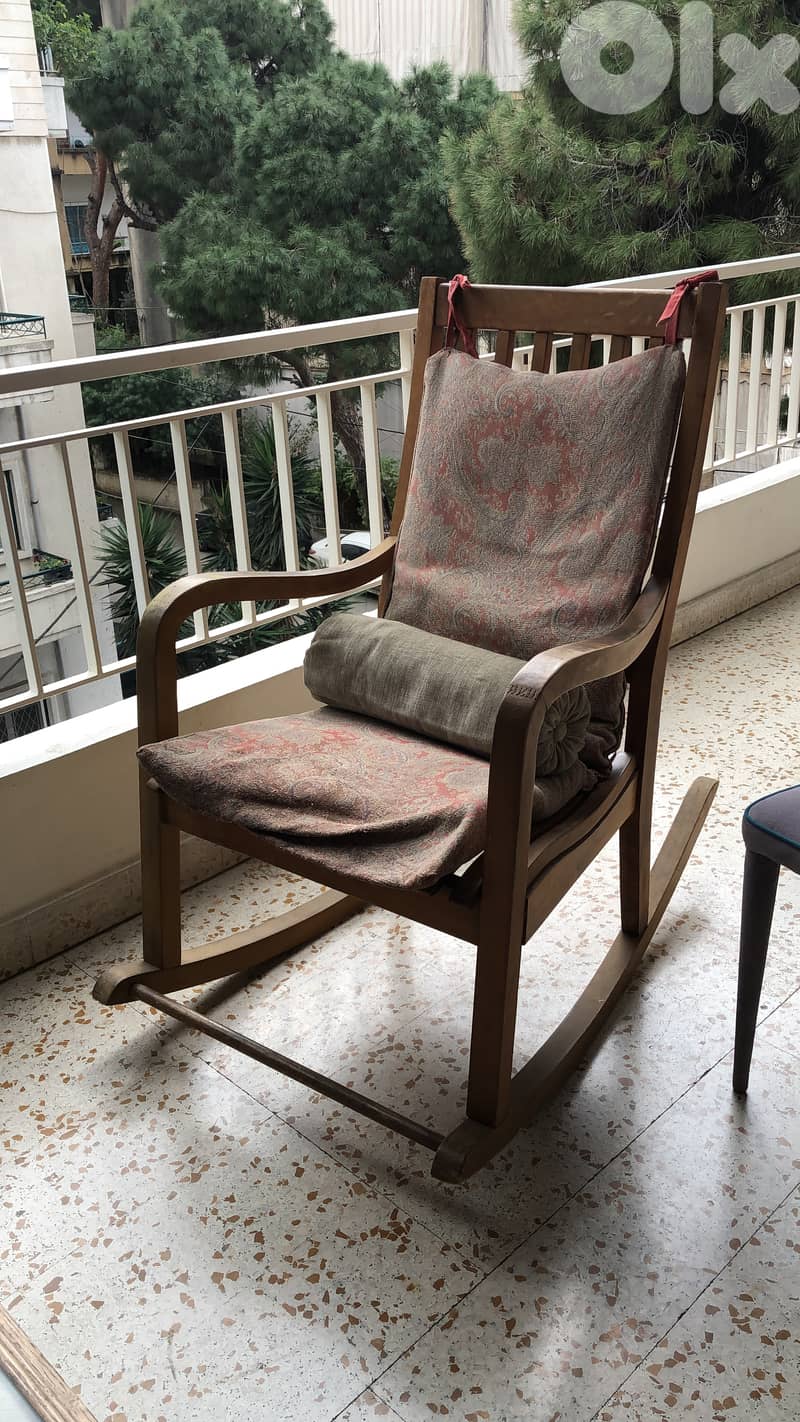 Rocking chair كرسي هزاز 0