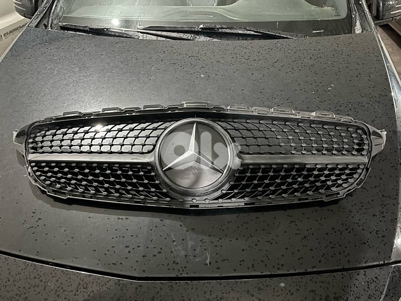 Front Grill C300 0