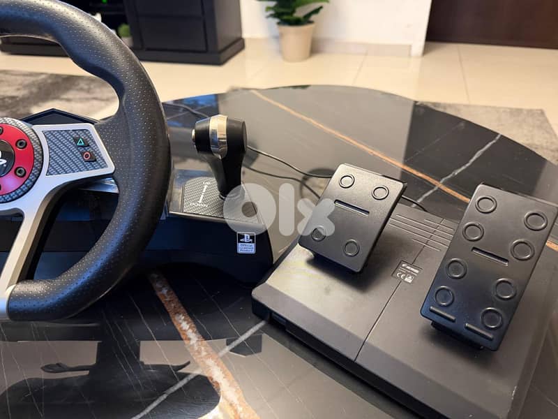Steering wheel 0